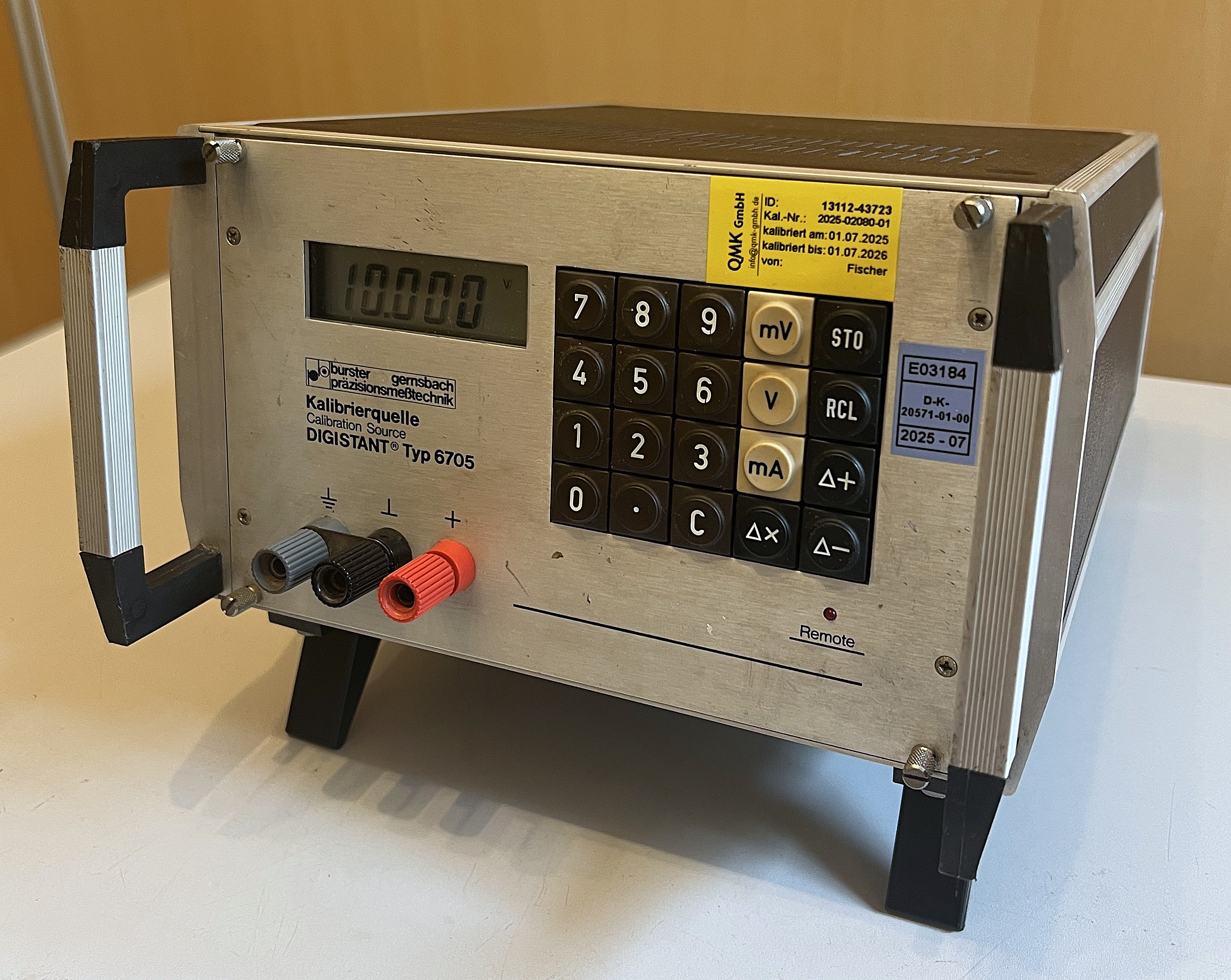Miete - Burster DIGISTANT 6705 Präzisions-Kalibrierquelle Spannung und Strom